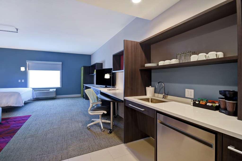 Home2 Suites By Hilton Wichita Northeast الغرفة الصورة